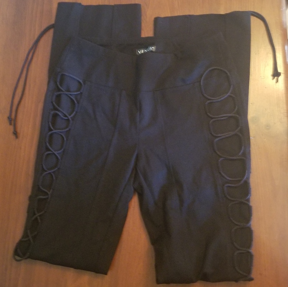 Venus lace up yoga pants